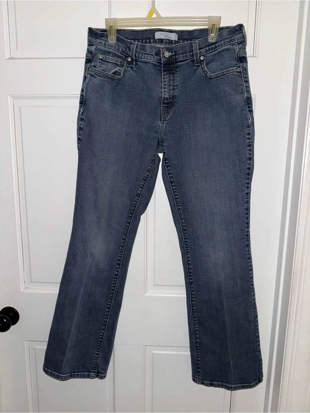 Levi's 515 Boot Cut Red Tag Jeans in Medium Blue Denim Size 12 M
